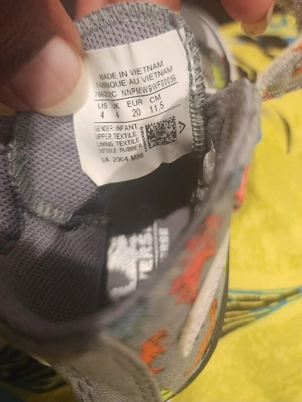 Converse Dinoverse Dinosaur High Tops Toddler Size 4